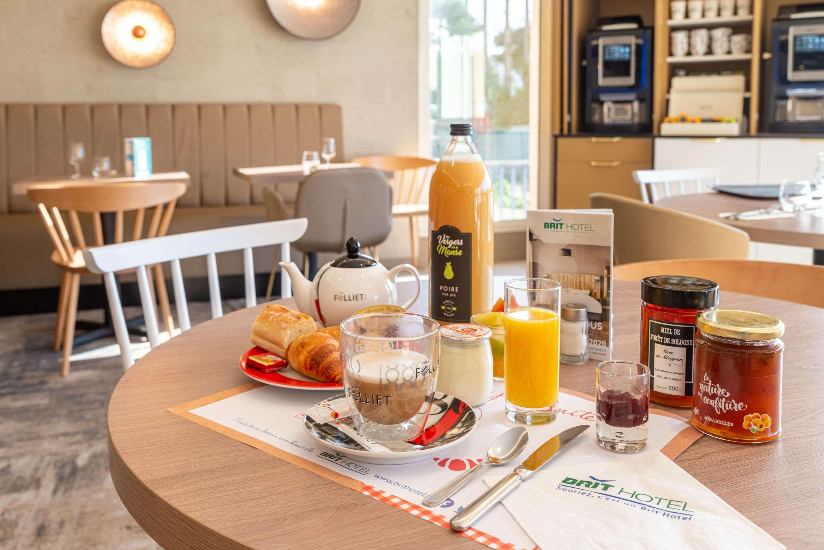 Brit Hotel Orleans St Jean De Braye - L'Antares Saint-Jean-de-Braye Zewnętrze zdjęcie