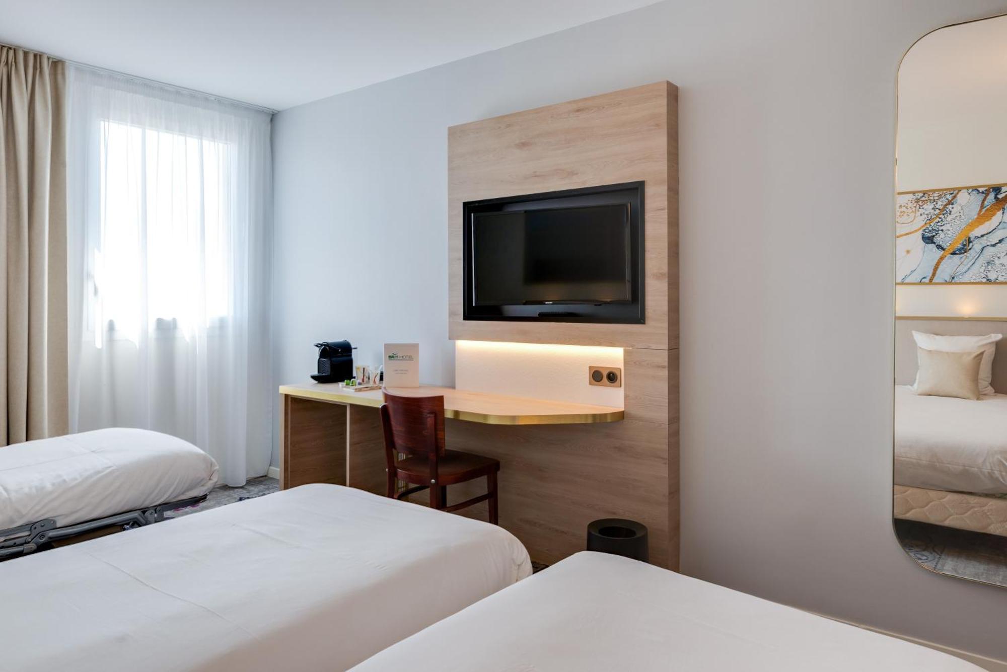 Brit Hotel Orleans St Jean De Braye - L'Antares Saint-Jean-de-Braye Zewnętrze zdjęcie