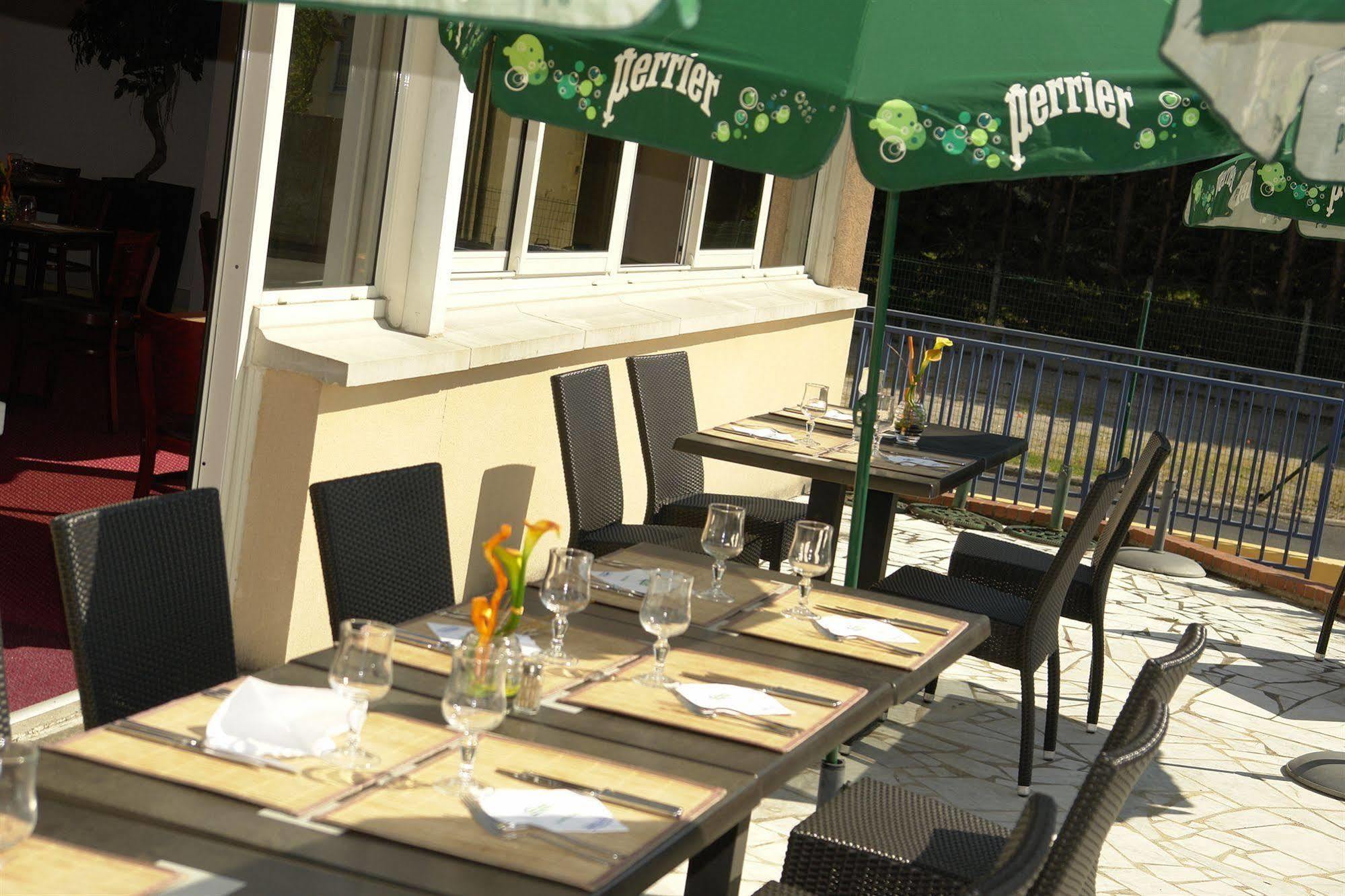 Brit Hotel Orleans St Jean De Braye - L'Antares Saint-Jean-de-Braye Zewnętrze zdjęcie